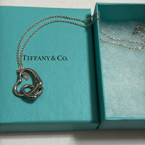 Tiffany & Co.Sterling Silver 925 Double Heart Necklace 16’ Elsa Peretti w/box - Picture 15 of 17